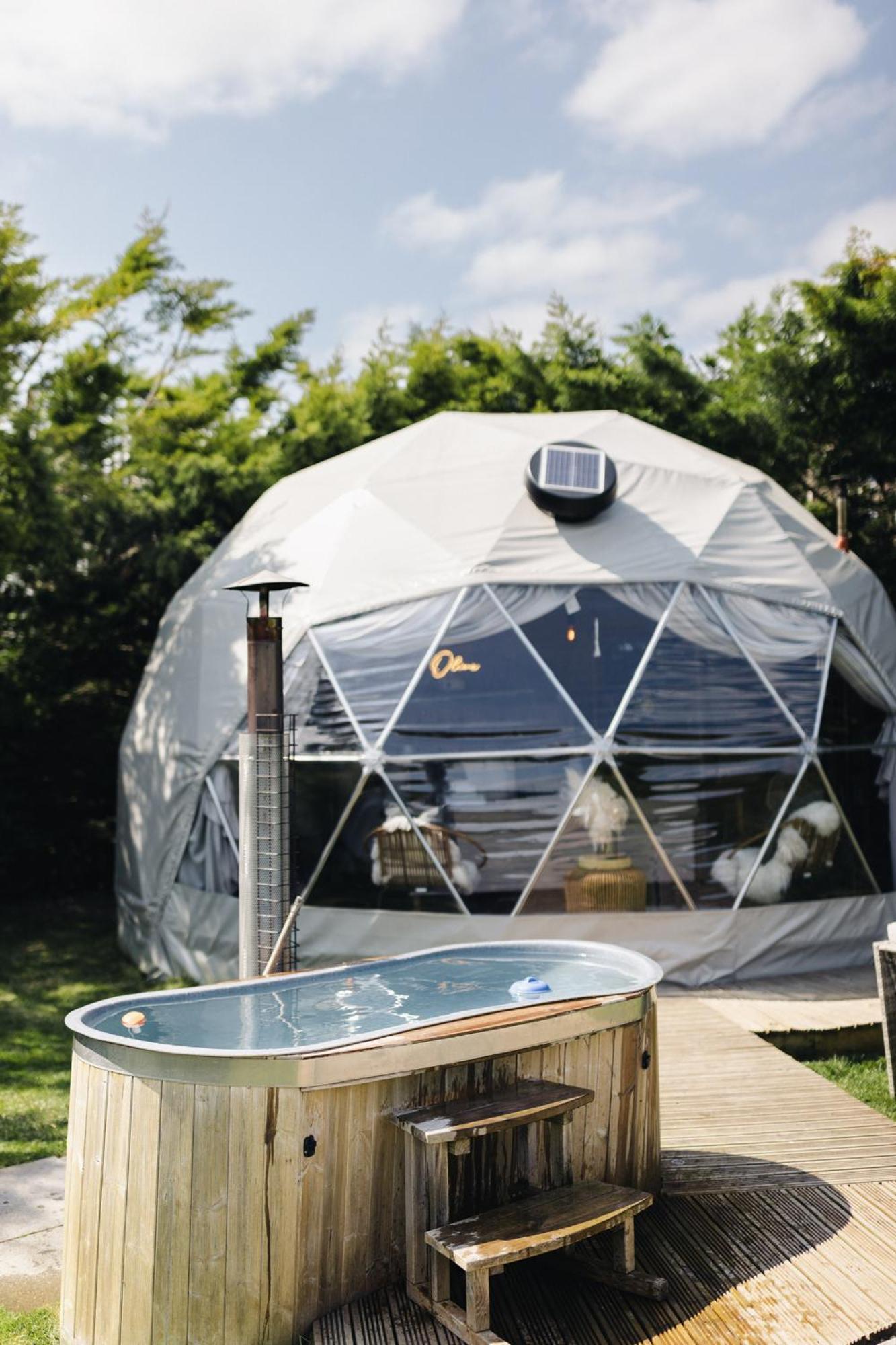 Beautiful Olive Pod Geo Dome House With Hot Tub *